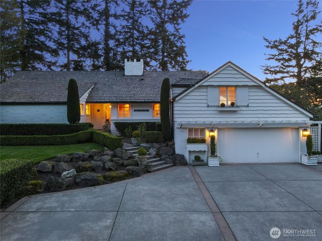 19263 Edgecliff Drive SW, Normandy Park, WA 98166