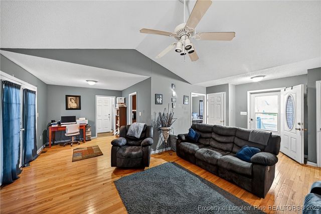 54 Canterbury Court, Roanoke Rapids, NC 27870