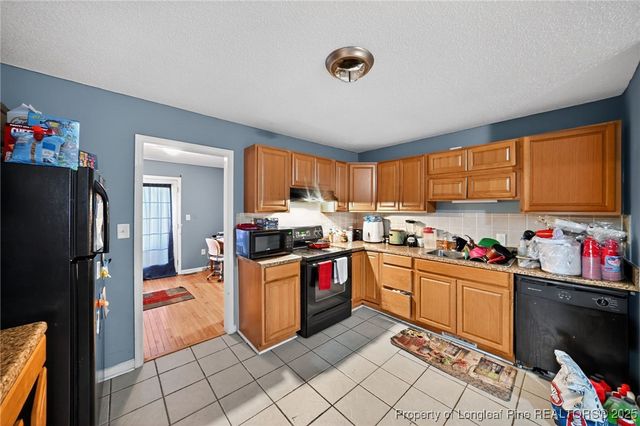 54 Canterbury Court, Roanoke Rapids, NC 27870