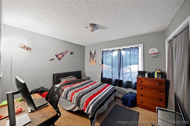 54 Canterbury Court, Roanoke Rapids, NC 27870