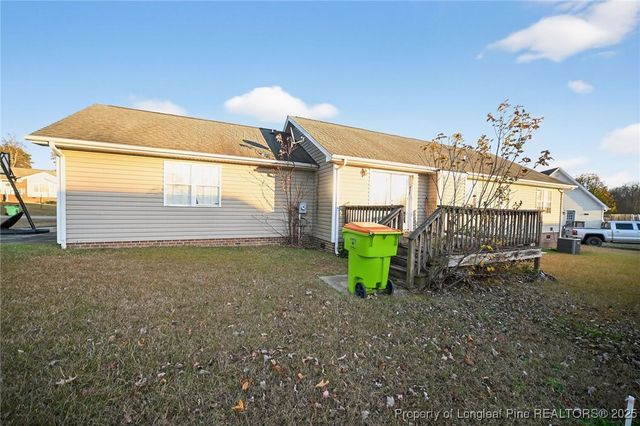 54 Canterbury Court, Roanoke Rapids, NC 27870