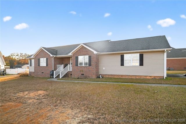 54 Canterbury Court, Roanoke Rapids, NC 27870