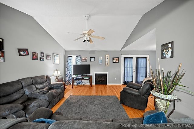 54 Canterbury Court, Roanoke Rapids, NC 27870