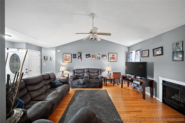 54 Canterbury Court, Roanoke Rapids, NC 27870