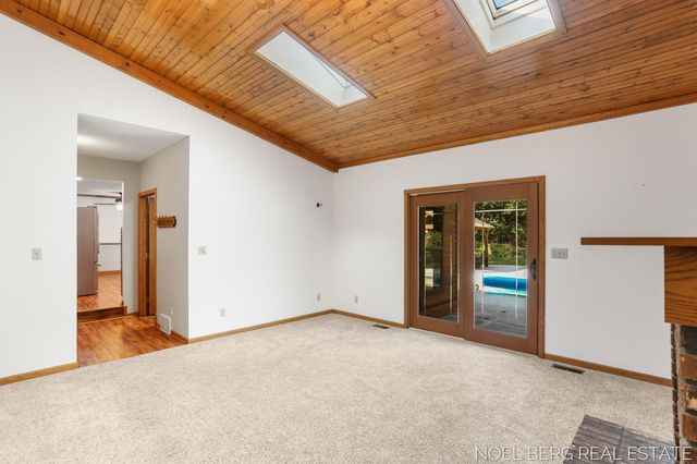 15843 Brucker Street, Grand Haven Twp, MI 49417