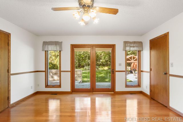 15843 Brucker Street, Grand Haven Twp, MI 49417