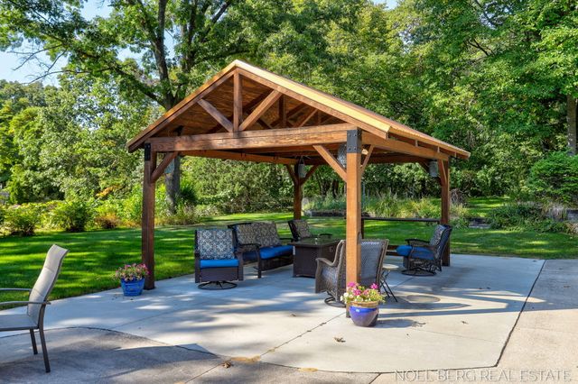 15843 Brucker Street, Grand Haven Twp, MI 49417