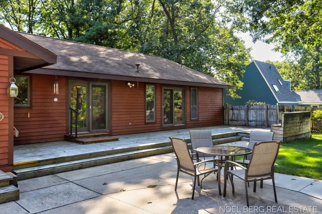 15843 Brucker Street, Grand Haven Twp, MI 49417