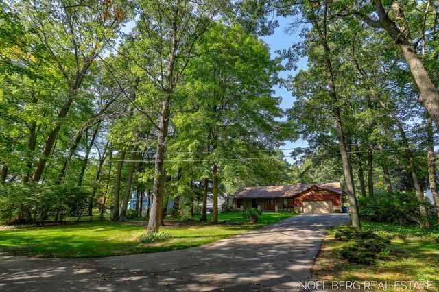 15843 Brucker Street, Grand Haven Twp, MI 49417