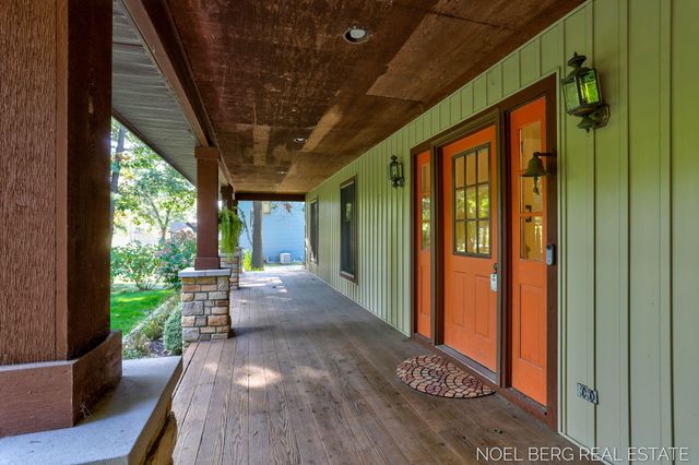 15843 Brucker Street, Grand Haven Twp, MI 49417