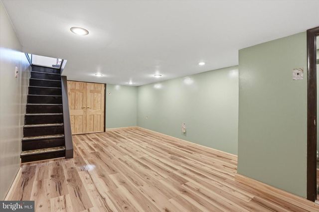 2407 S WARNOCK ST, Philadelphia, PA 19148