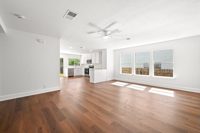 8528 Steamline CIR, Austin, TX 78745