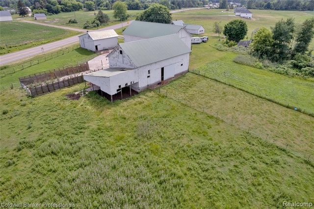 4677 Imlay City Road, Attica, MI 48412