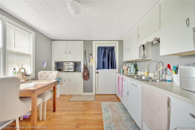 4677 Imlay City Road, Attica, MI 48412