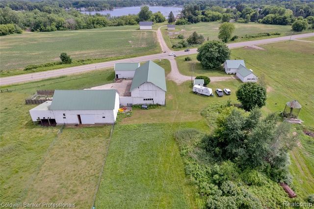 4677 Imlay City Road, Attica, MI 48412