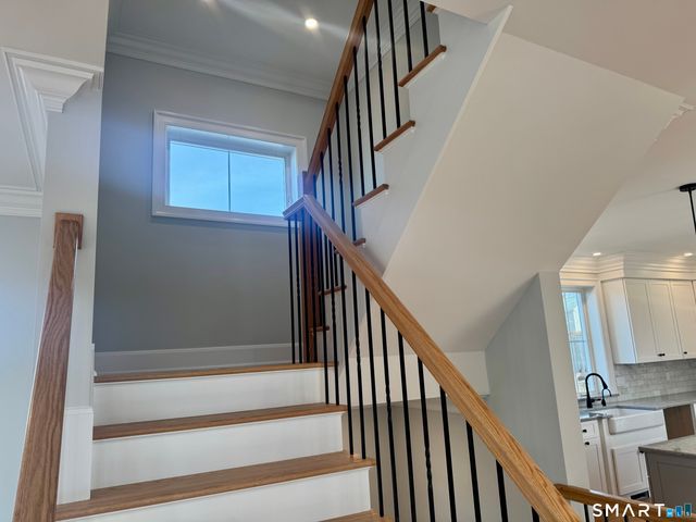 35 Beachland Avenue, Milford, CT 06460