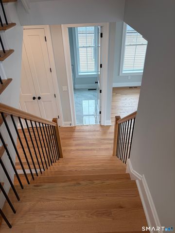 35 Beachland Avenue, Milford, CT 06460