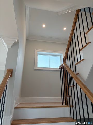 35 Beachland Avenue, Milford, CT 06460