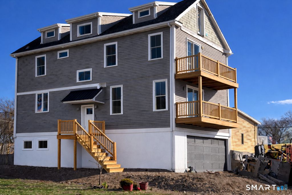 35 Beachland Avenue, Milford, CT 06460