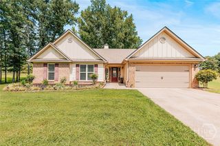 296 Highlands Drive, Winterville, GA 30683