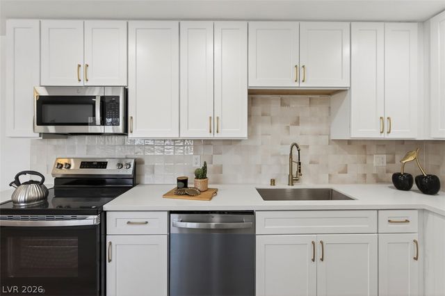 1339 Elizabeth Avenue 4, Las Vegas, NV 89119