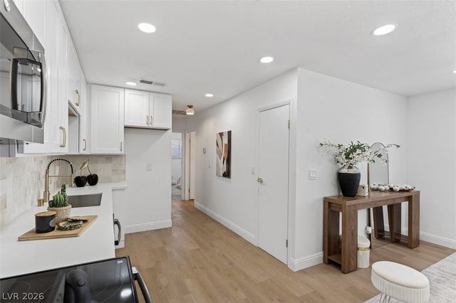 1339 Elizabeth Avenue 4, Las Vegas, NV 89119