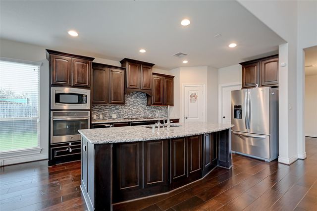 4006 Misty Waters Lane, Katy, TX 77494