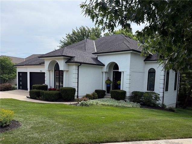 10561 Walmer Street, Overland Park, KS 66212