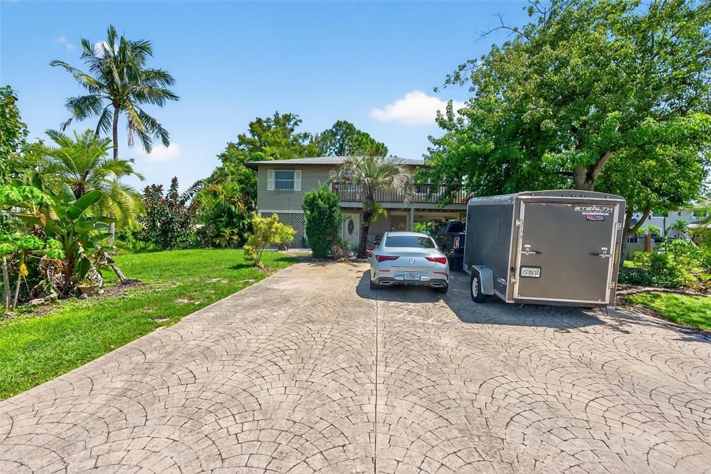 8521 CYPRESS DRIVE S, Fort Myers, FL 33967