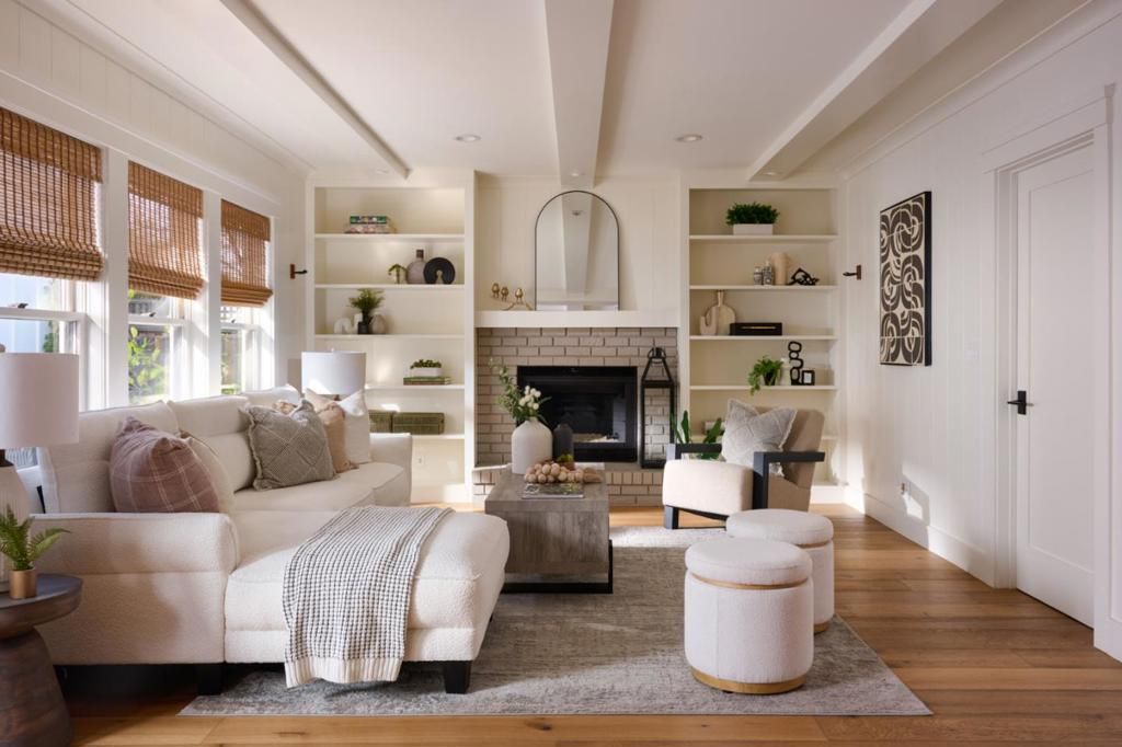 Image 11 of property listing at 247 Edelen Avenue, Los Gatos, CA 95030