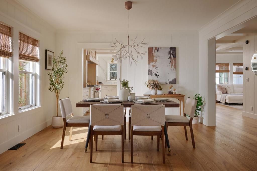 Image 15 of property listing at 247 Edelen Avenue, Los Gatos, CA 95030