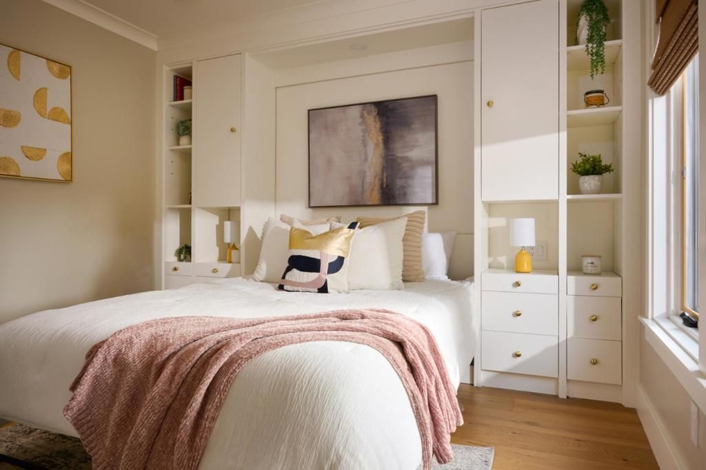 Image 33 of property listing at 247 Edelen Avenue, Los Gatos, CA 95030