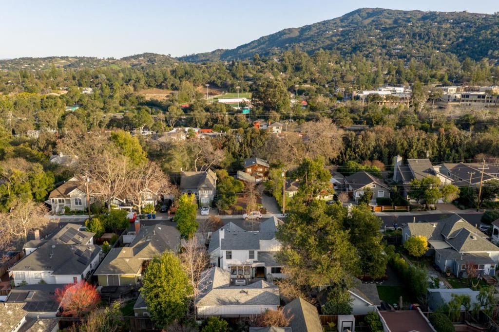 Image 52 of property listing at 247 Edelen Avenue, Los Gatos, CA 95030