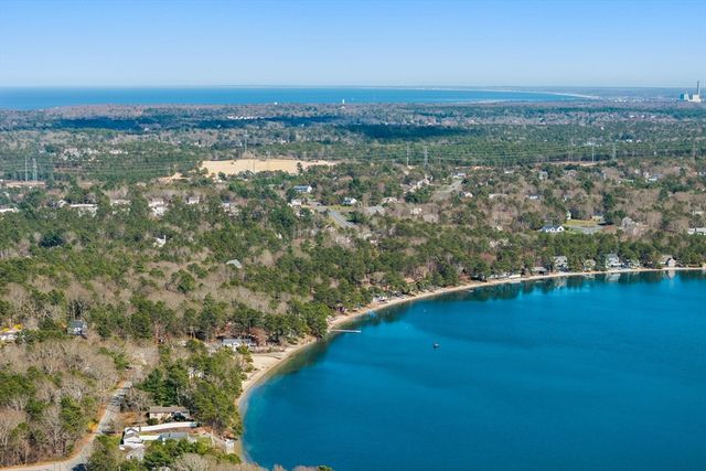 6 Skylark Ave, Plymouth, MA 02360