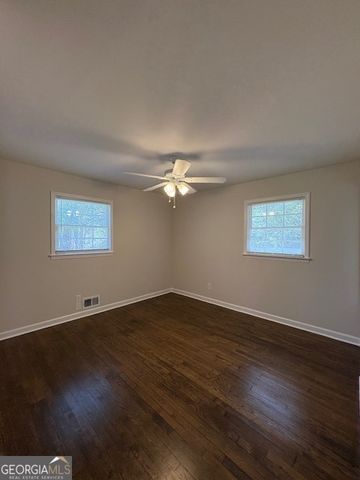 2068 Kenwood Place SE, Smyrna, GA 30082