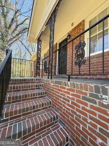 2068 Kenwood Place SE, Smyrna, GA 30082