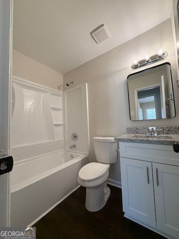 2068 Kenwood Place SE, Smyrna, GA 30082
