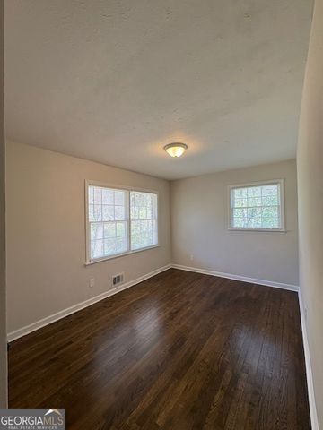 2068 Kenwood Place SE, Smyrna, GA 30082
