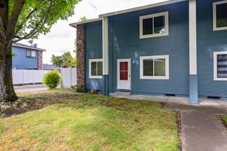 2243 Poplar Drive 1, Medford, OR 97504