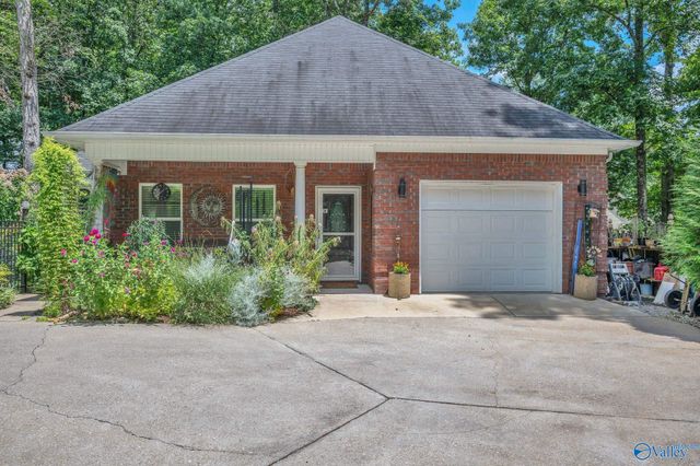 14402 E Limestone Road W, Harvest, AL 35749