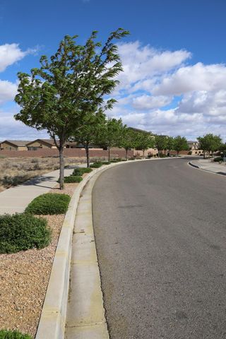 1025 Picton Street NE, Rio Rancho, NM 87124