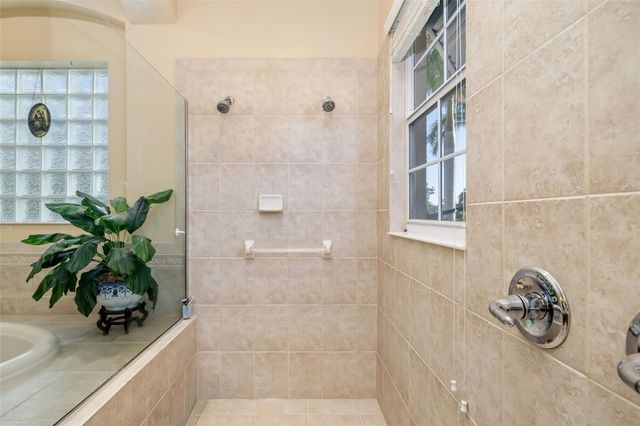 915 MARITIME COURT, Bradenton, FL 34212