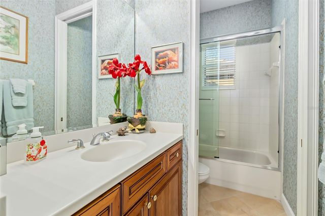 915 MARITIME COURT, Bradenton, FL 34212