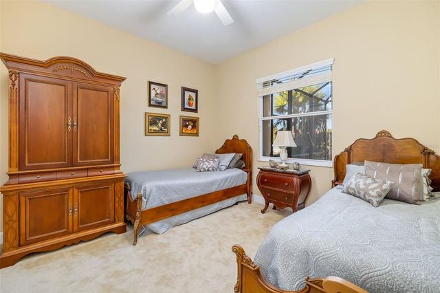 915 MARITIME COURT, Bradenton, FL 34212