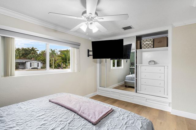 1017 Hansen Street, West Palm Beach, FL 33405