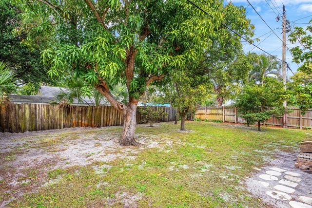 1017 Hansen Street, West Palm Beach, FL 33405