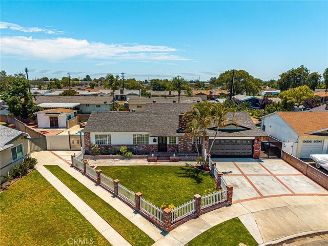 3118 W Aliso Pl W, Anaheim, CA 92804