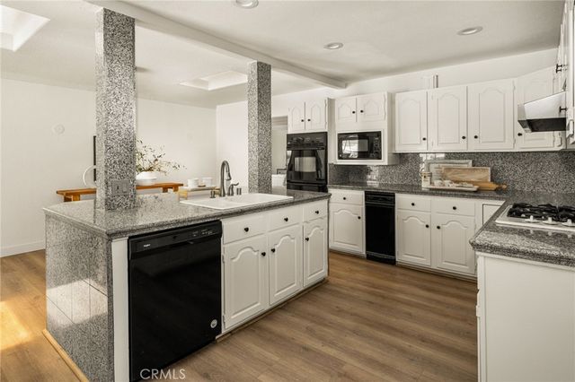 3118 W Aliso Pl W, Anaheim, CA 92804