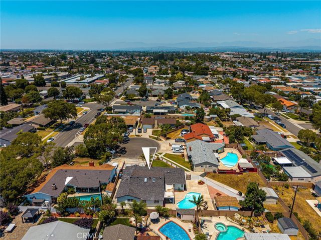 3118 W Aliso Pl W, Anaheim, CA 92804