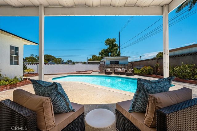 3118 W Aliso Pl W, Anaheim, CA 92804